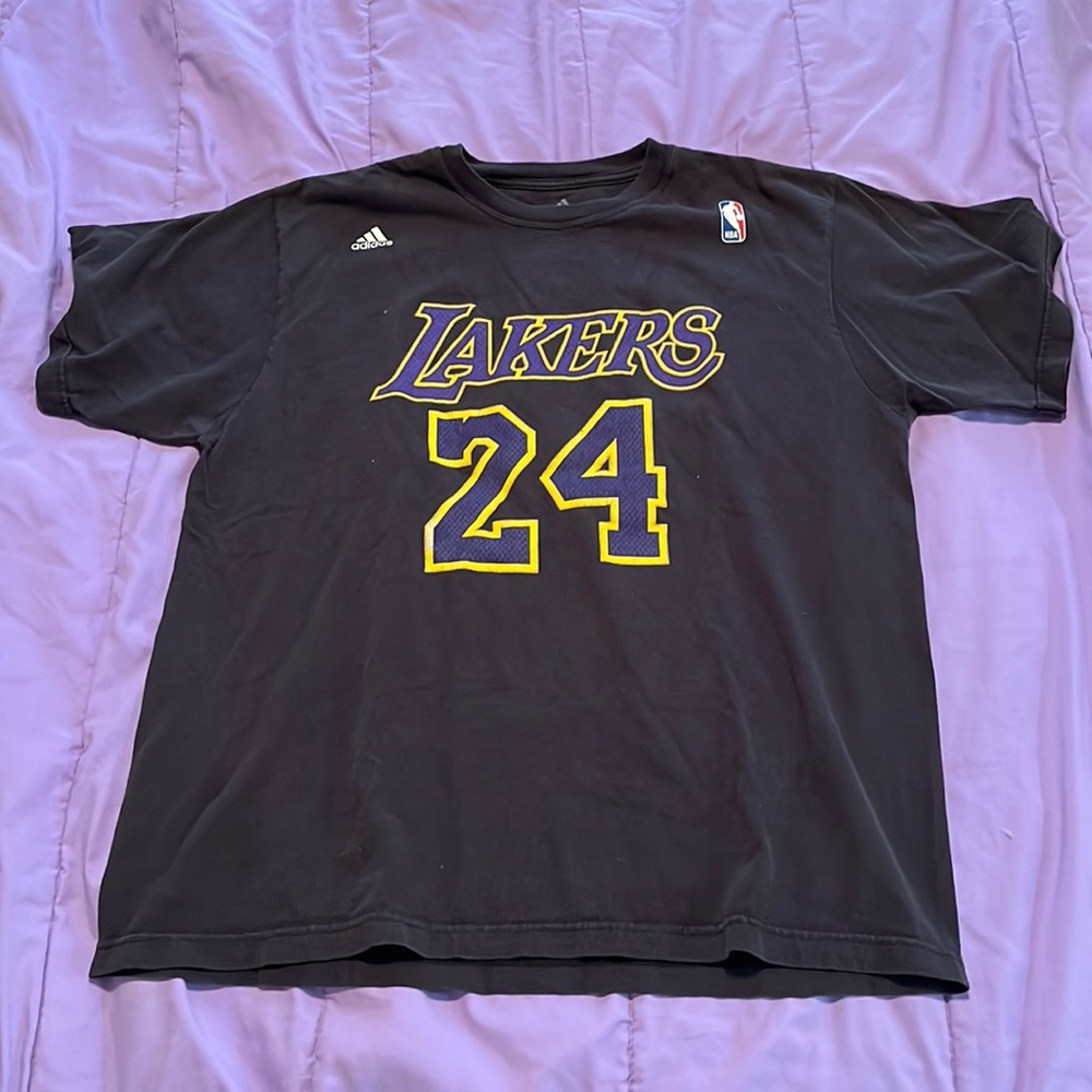 Adidas Large Lakers Kobe Bryant T-Shirt